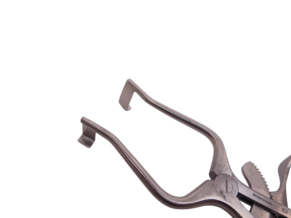 MILLENNIUM RETRACTOR USED GERMANY