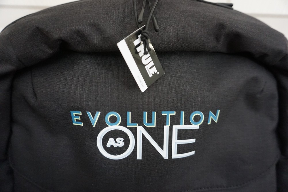 + *NEW / UNUSED* THULE BACKPACK W/EVOLUTION AS ONE LOGO +