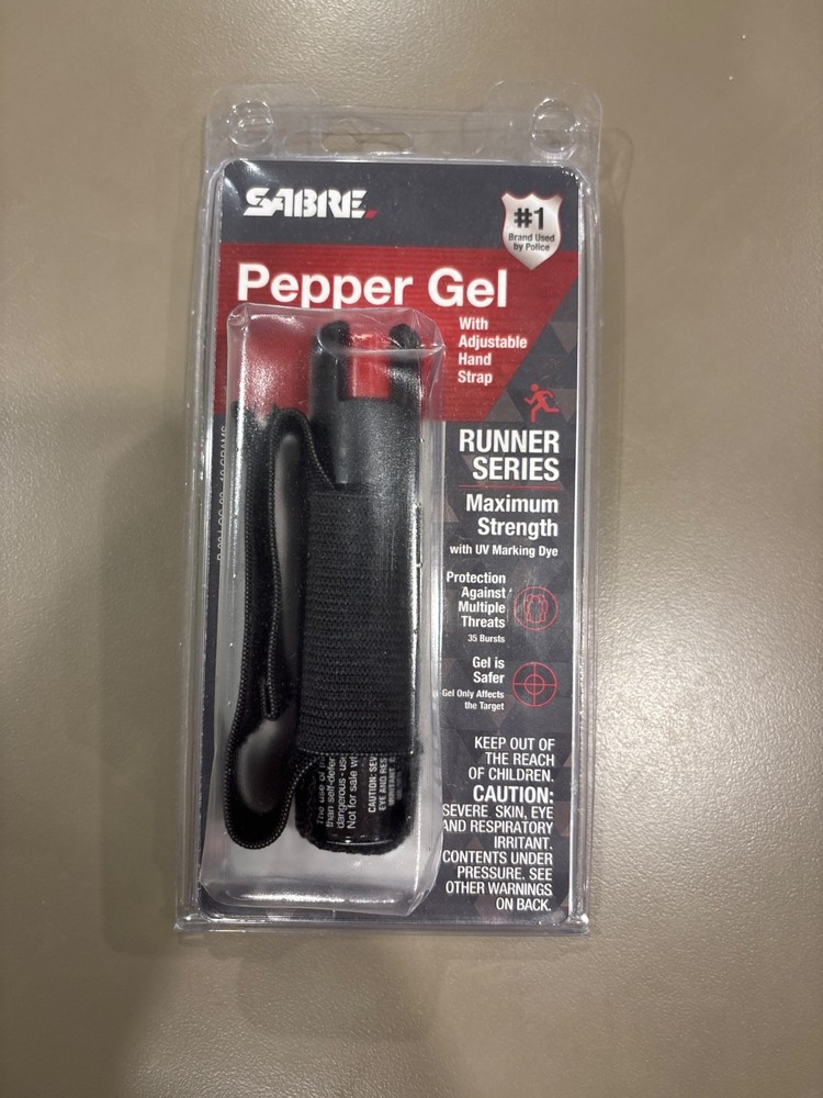 sabre pepper gel with a adjustable hand strap