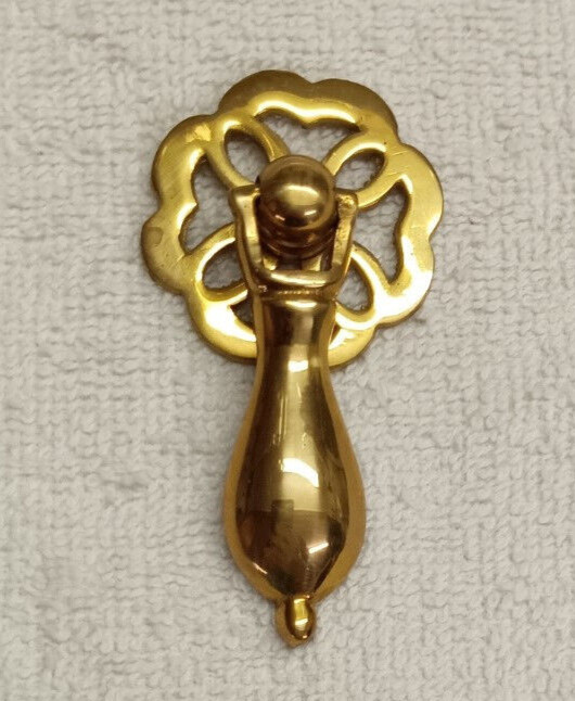 CAST BRASS TEARDROP STYLE DRAWER /DOOR PULL  NEW OLD STOCK,NEVER INSTALLED