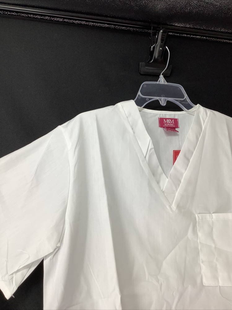 M&M Scrubs White Set Men's Women's Medium