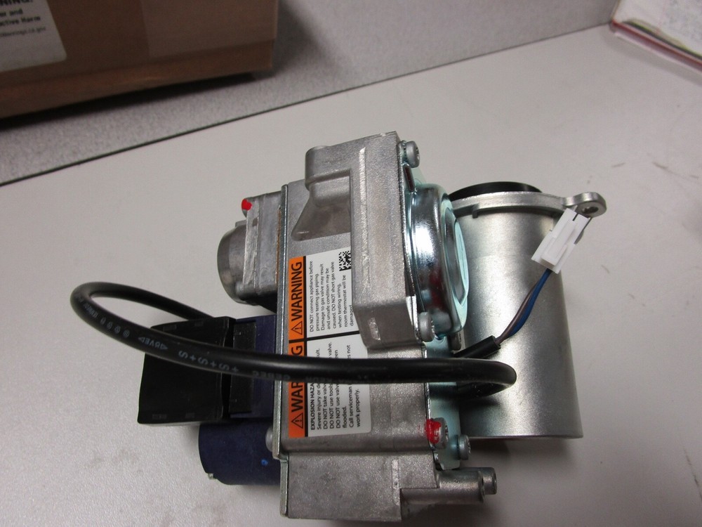 RESIDEO WATER HEATER GAS VALVE / VENTURI ASSEMBLY #9008918005 - NEW