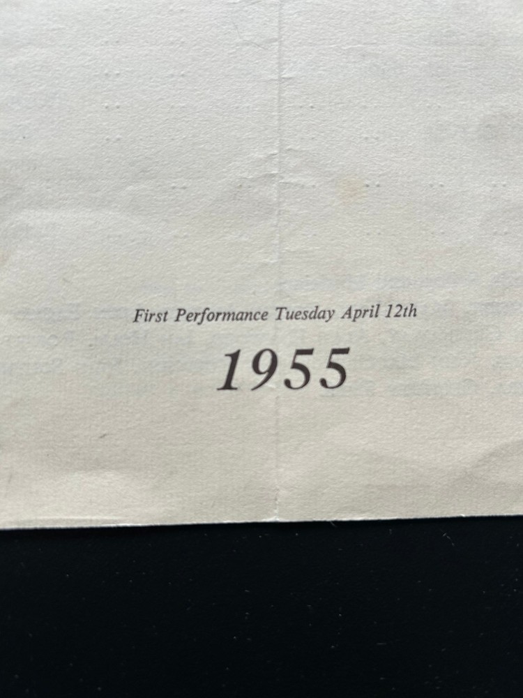 Twelfth Night Programme: 1955, 1ST PERFORMANCE Shakespeare L. OLIVIER/V. LEIGH