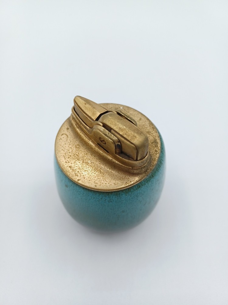 Vintage Ronson Blue Table Lighter