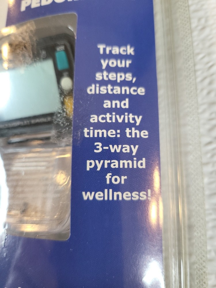 ACCUSPLIT Eagle Wellness Series Super Thin Step and Distance Pedometer A79