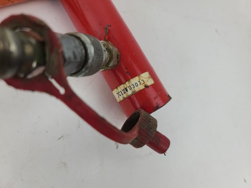 Central Hydraulics 4 Ton Portable Puller