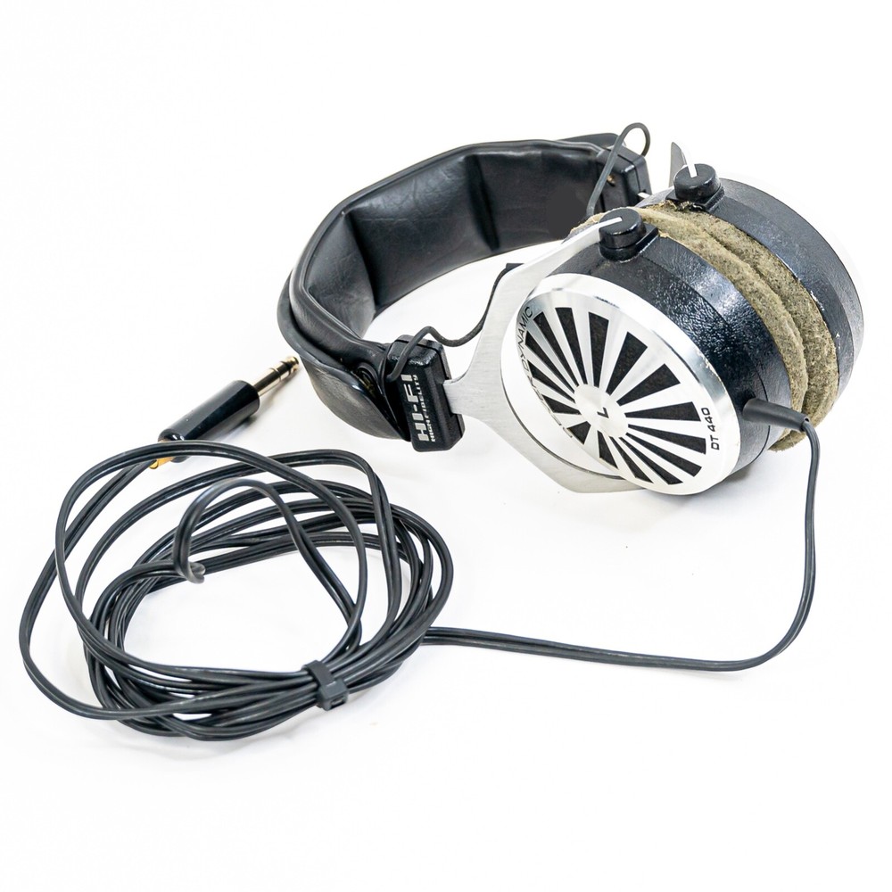 Beyerdynamic DT 440 Dynamic Headphones – Used