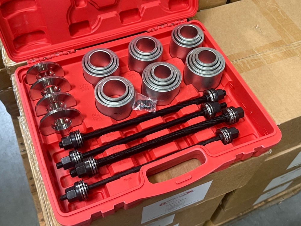 28pcs Universal Press & Pull Sleeve Remove Install Bushes Bearings & Seals Tool