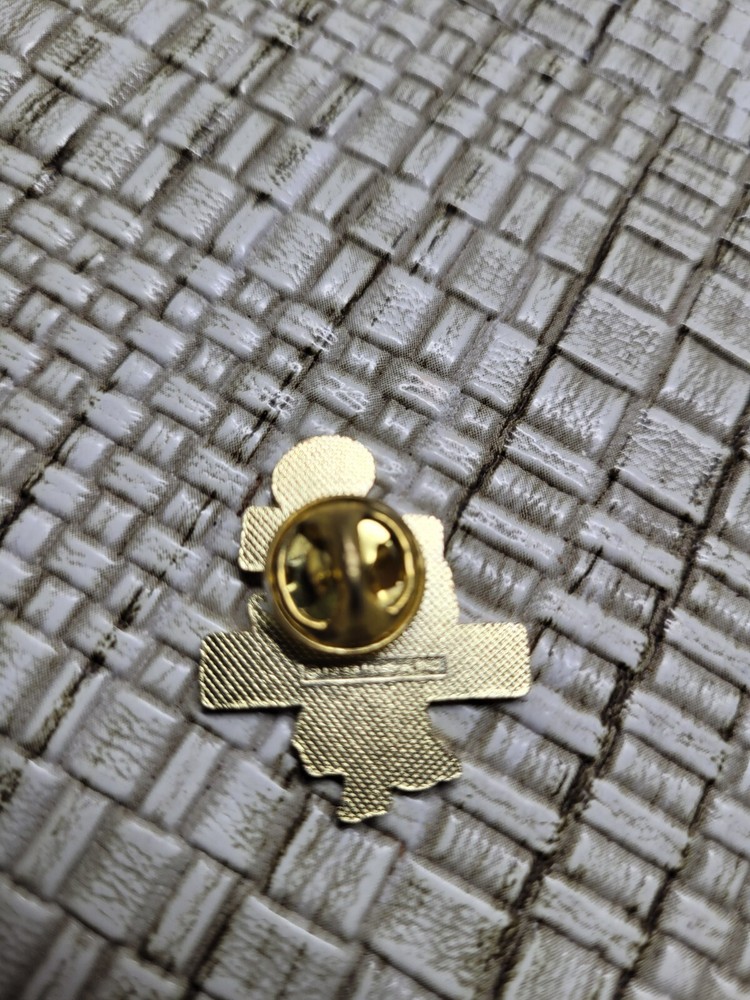 McDonald's LAPEL HAT CREW PIN 1998 MONOPOLY