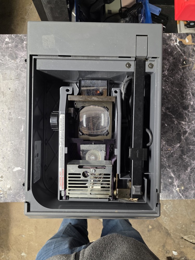 3M 2000 AG Overhead Projector Folding Briefcase Portable Model Works