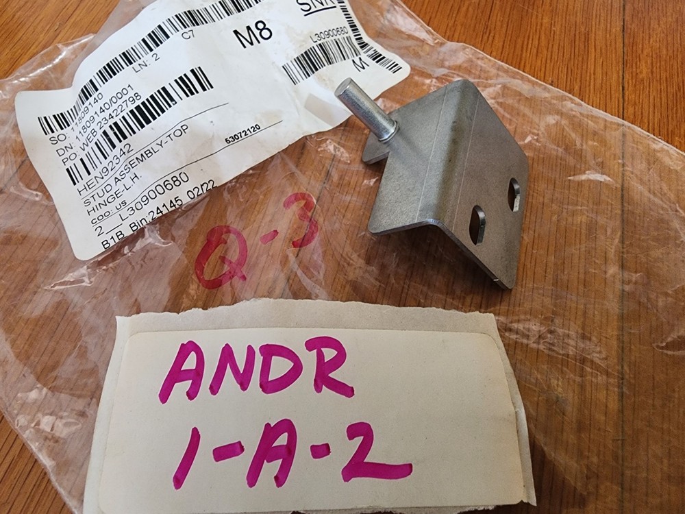 Henny Penny 92342 Stud Assembly Top Hinge