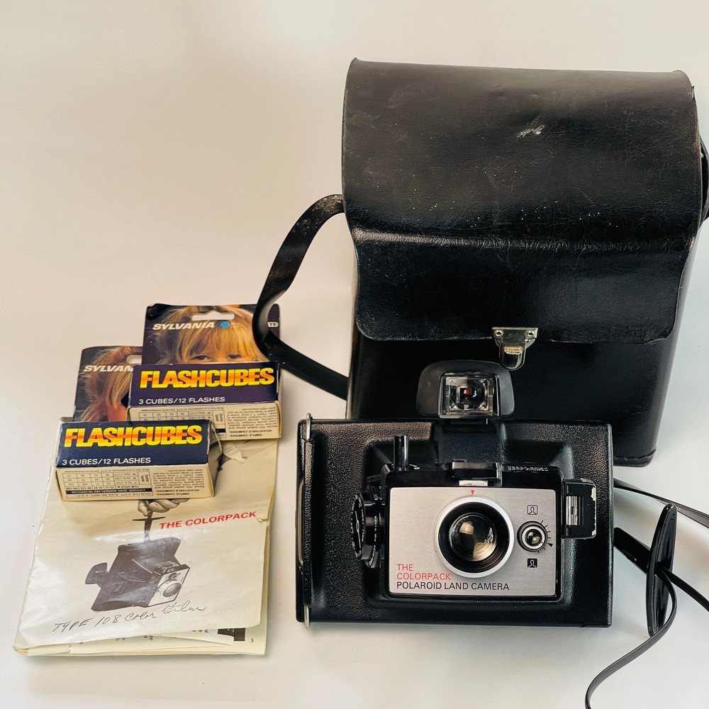 Vintage Polaroid Land Camera Super Colorpack - Untested.  Case, manual & flash.