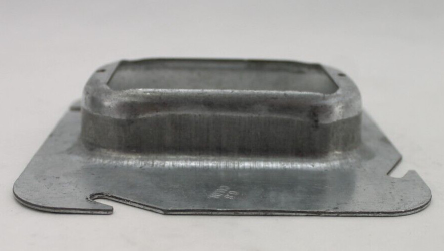C-H 6.8 cu. in. Square Cover