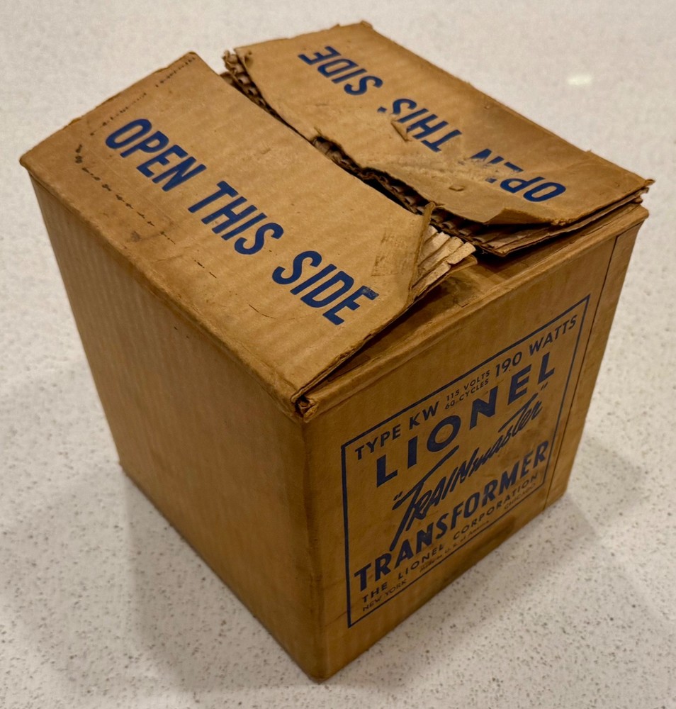 Lionel Trainmaster Transformer Type KW 190 Watts with Box, Cords, and Inserts
