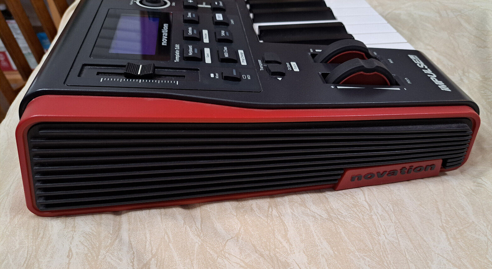 Novation Impulse 25 Controller Keyboard (used)