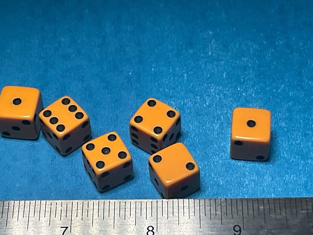 6——-SMALLER BAKELITE DICE WITH MISMATCHED PIPS ———--D-1