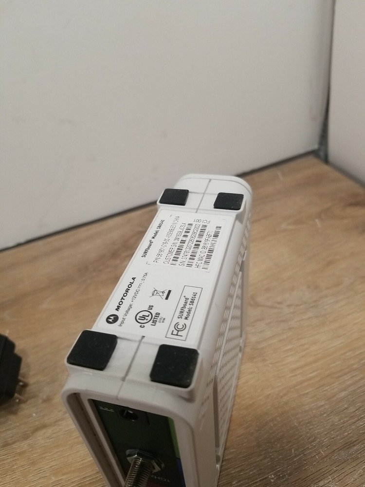 (Read description) Motorola SURFboard (SB6141) 300 Mbps Modem