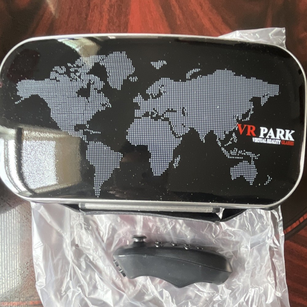 VR Park Virtual Reality Glasses Smartphone VR Headset with Controller, Black