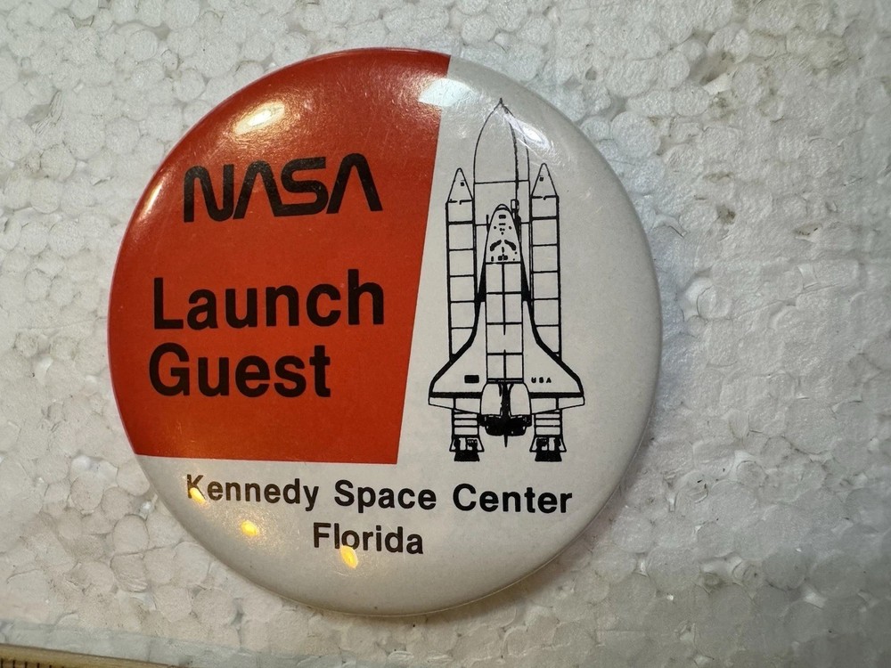 NASA Space shuttle LAUNCH GUEST BUTTON - Red