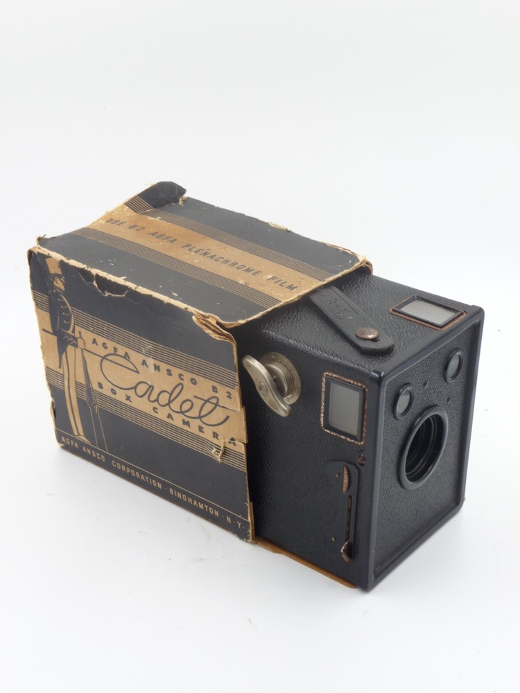 Agfa Ansco B2 Cadet box camera with partial box
