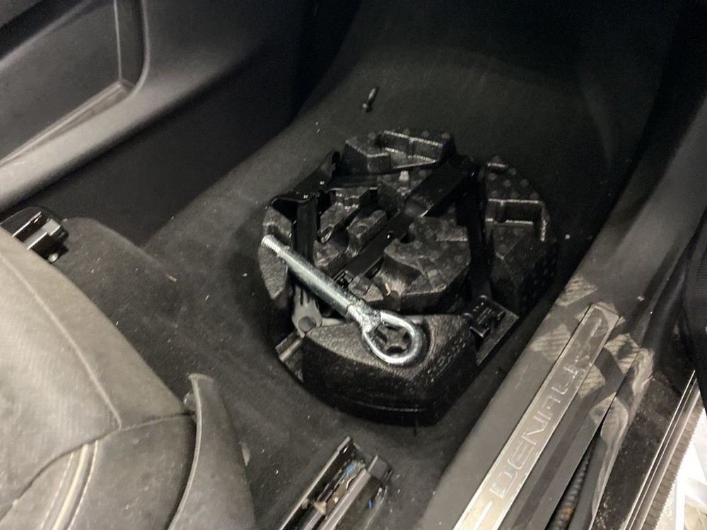 Fuse Box Engine Fits 18-22 EQUINOX 1069692