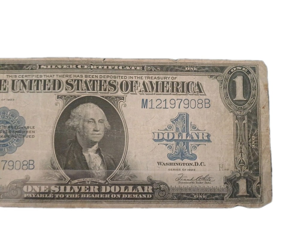 1928 $1 ONE DOLLAR “HORSE BLANKET” SILVER CERTIFICATE LARGE SIZE NOTE