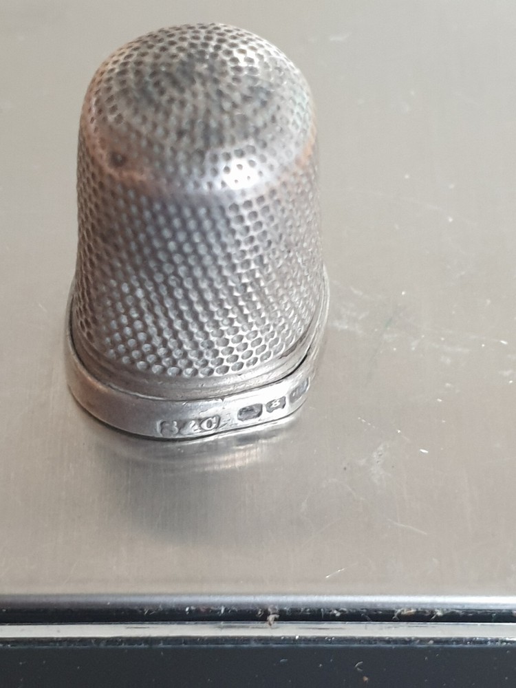 Antique Solid Silver Thimble 3.9g Hallmarked Birmingham 1892 S&C Read Descripti