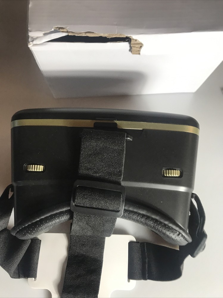 VR Lioneye Virtual Reality Glasses / New