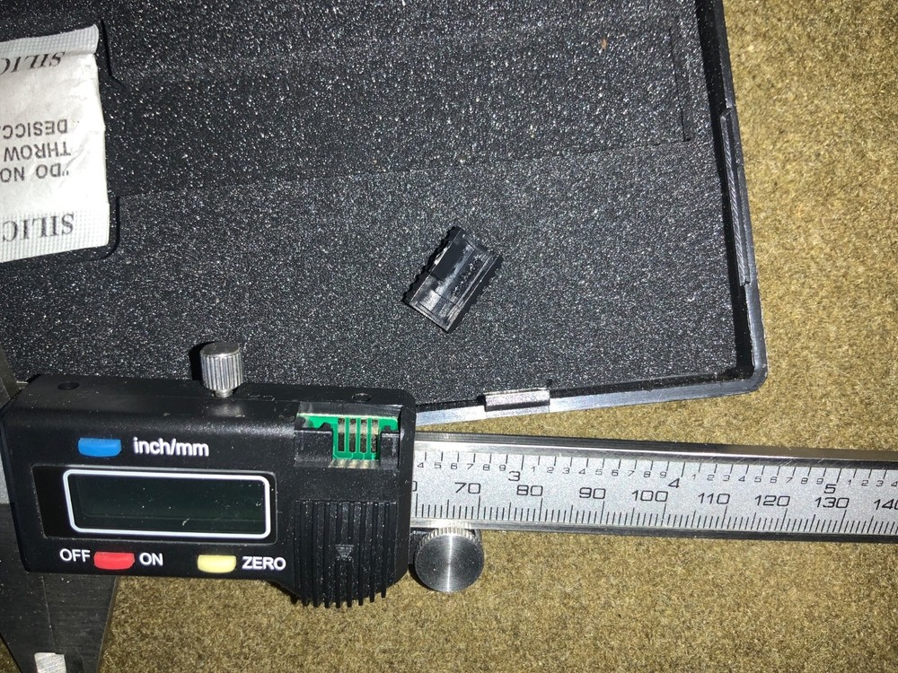 Digital caliper with case, Cen Tech Model 47257