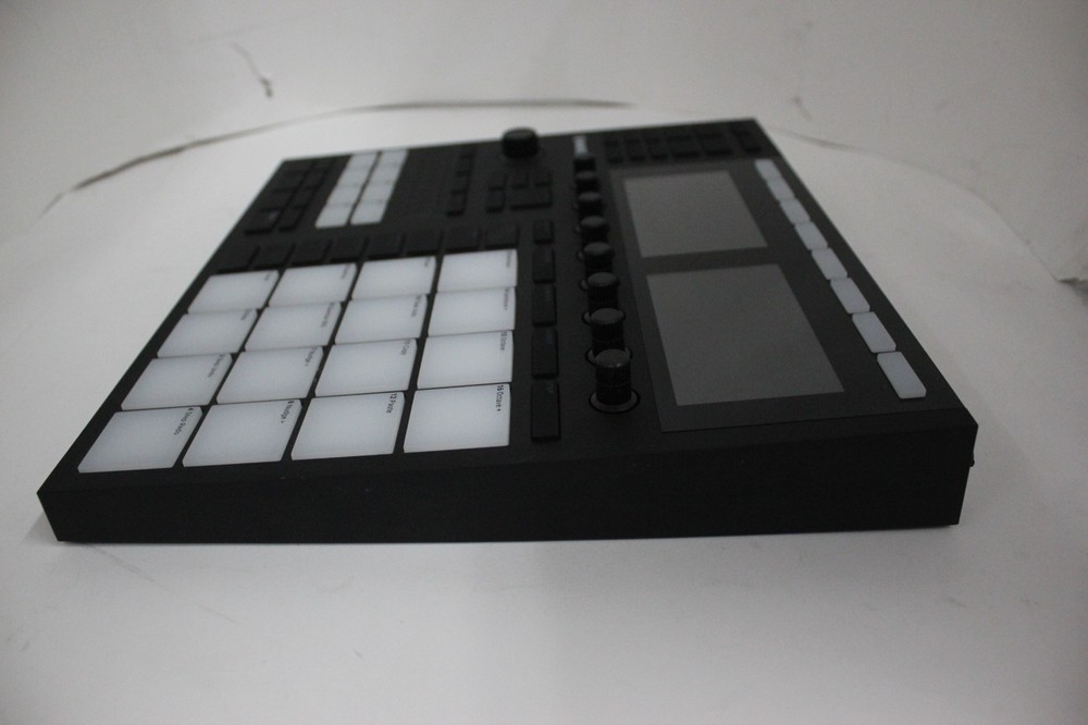 Native Instruments Maschine Mk3 Drum Controller