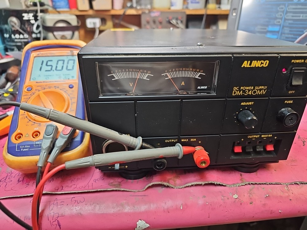 Alinco DM-340MV Adjustable Variable 30A DC Power Supply (works well)