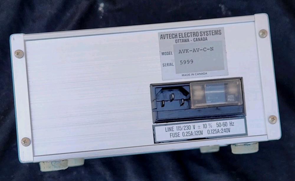 Avtech AVK-AV-C Pulse Generator Control Module – Powers On – As-Is