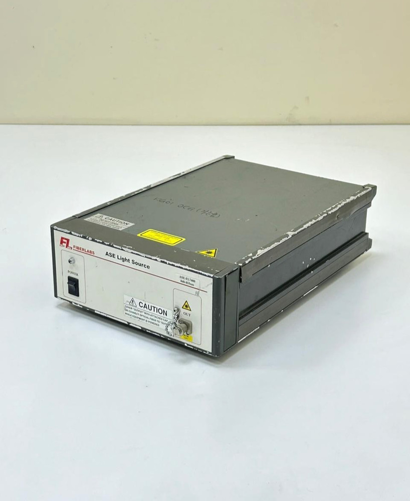 FIBERLABS ASE-FL7400 -05-APC ASE Light Source