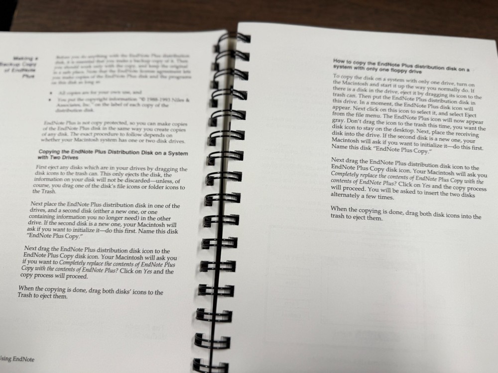 Vintage Macintosh software : ENDNOTE with manuals 3-1/2 disks