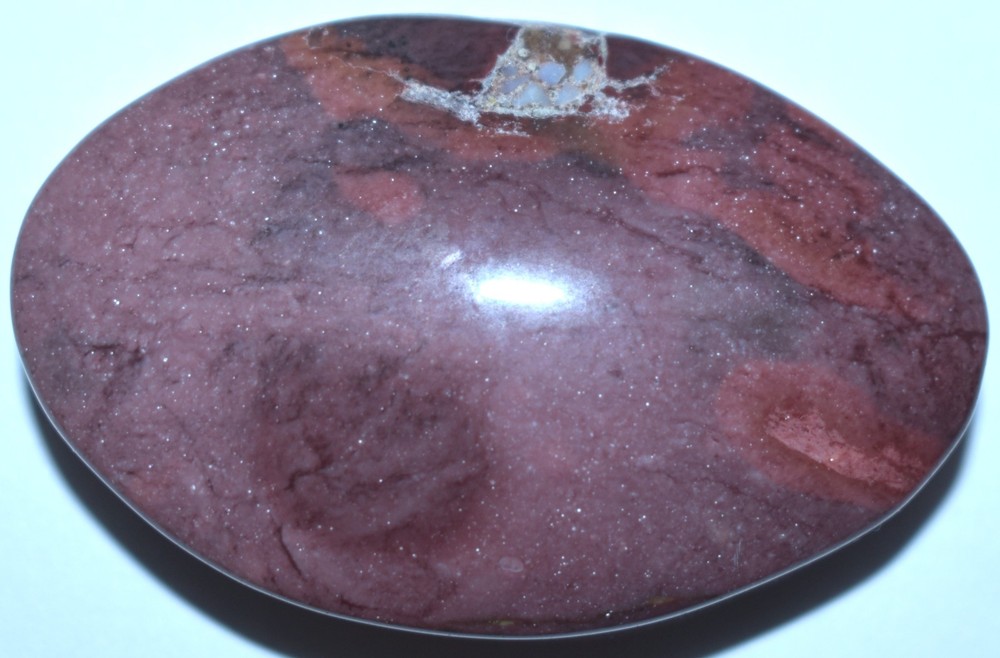 Beautiful Mookaite Palm Stone 2"/37 Grams