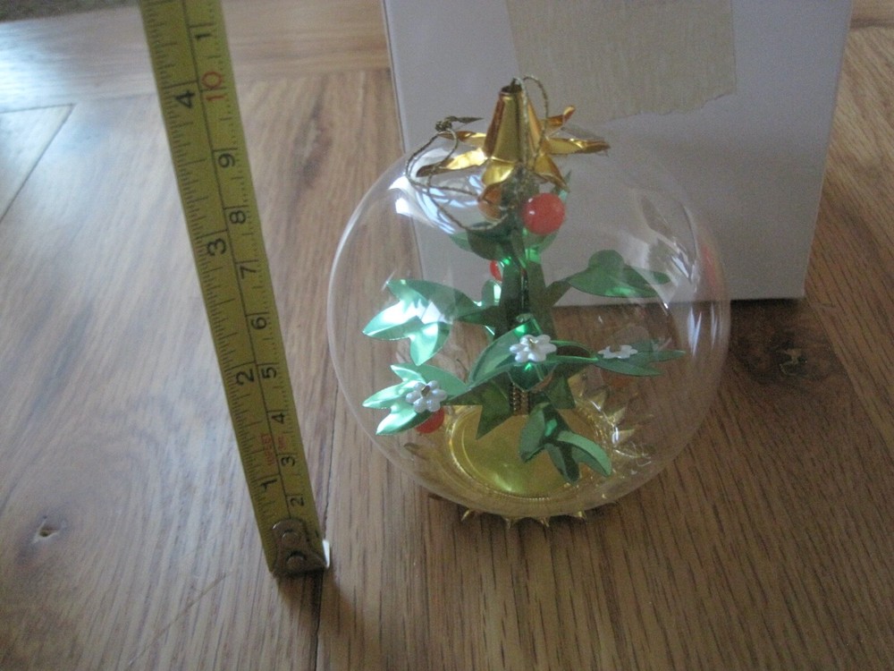 Solvain Glass Ball Ornament W/ Tree GUC