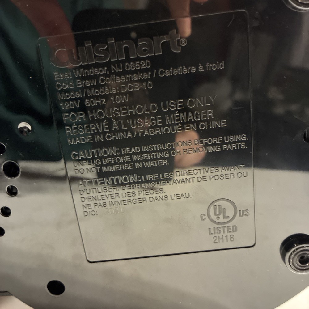 Cuisinart Cold Brew DCB-10 Automatic Coffeemaker Complete 7-Cup Silver Black