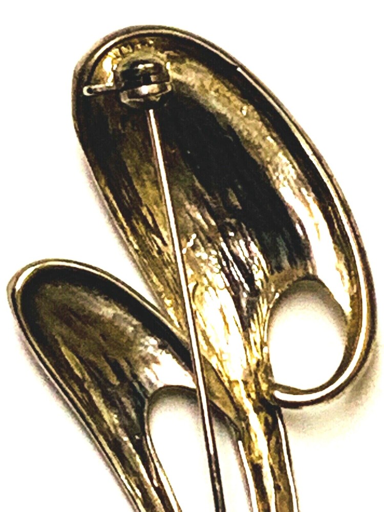 LARGE HEAVY SILVER PIN NOT MARKED