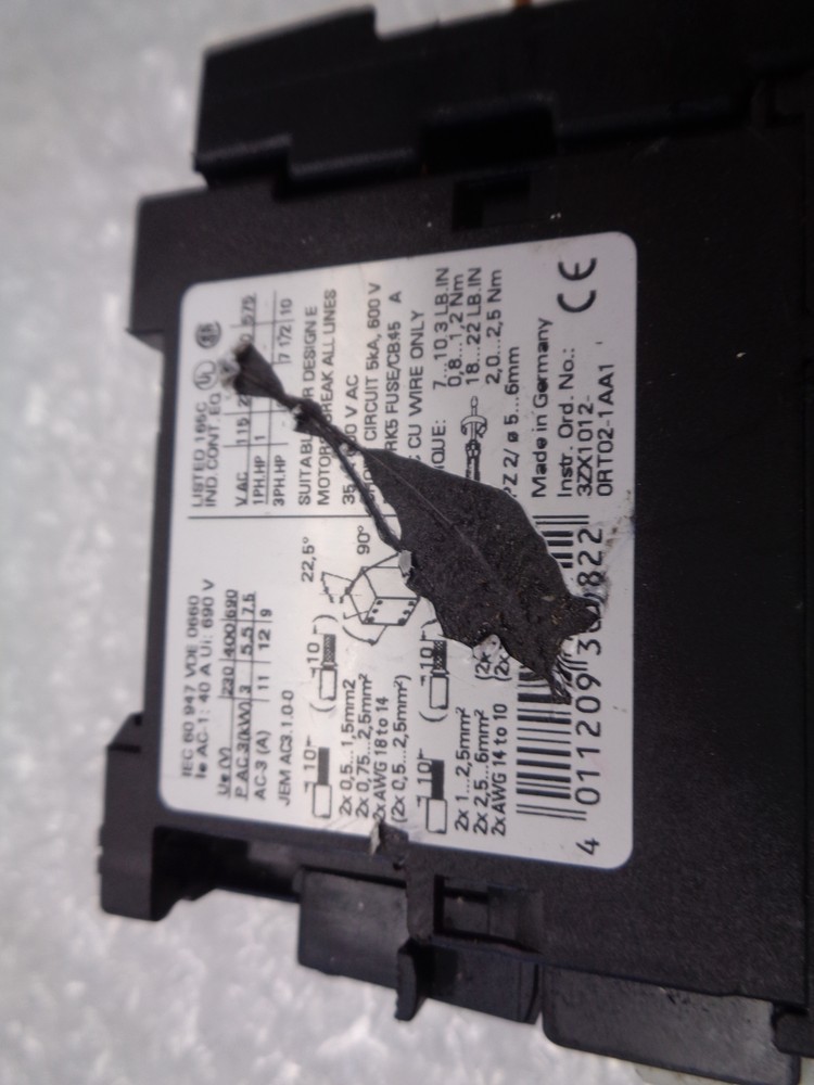 SIEMENS 3RT1024-1B..4 CONTACTOR UNMP