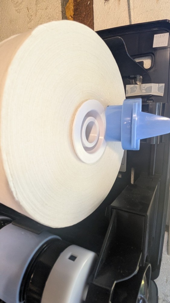 Sofpull paper towel adapter