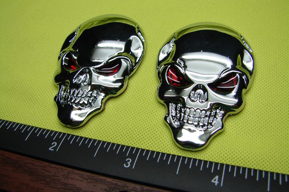 (2) SKULL METAL 3D EMBLEMS DECALS STICKERS LOGO. SILVER CHROME FINISH