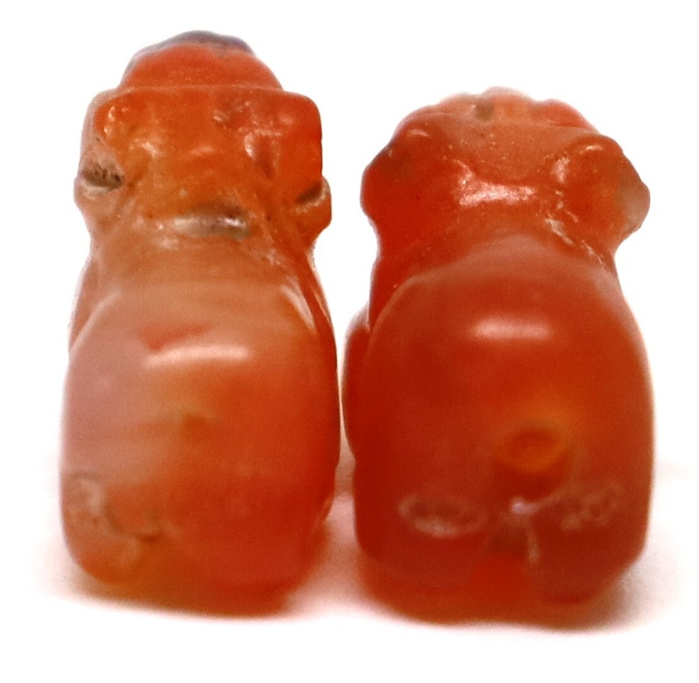 Ancient two agate Animal Figurine Beads Amulets