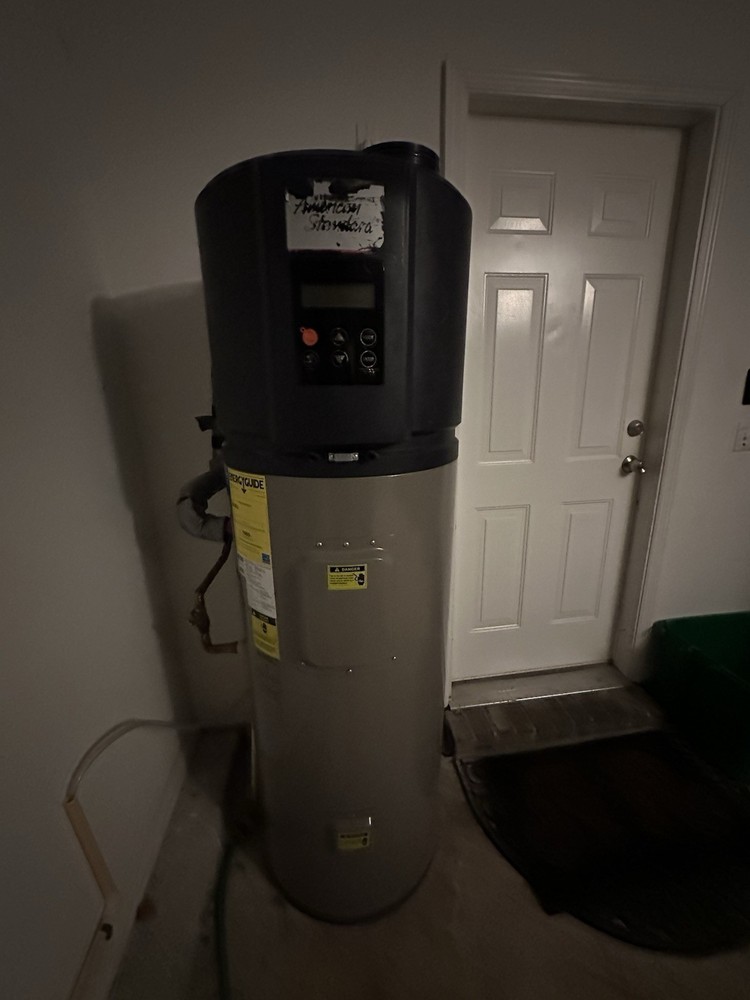 American Standard Hybrid Water Heater – For Parts/Repair – Working Heat Pump