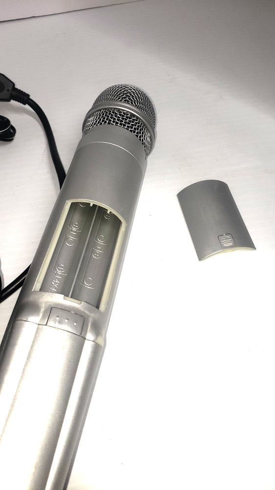 Mediacom MCI-2500+ (Hindi Version) Karaoke microphone