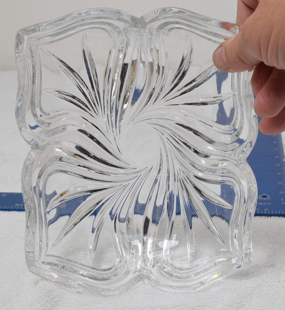 Spring Flair Small Rectangular Bowl Dish by Mikasa, Scalloped Cut 8"