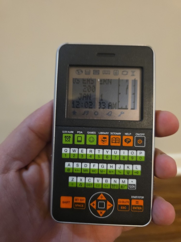 Scholastic Y2K Electronic PDAs Organizer - READ