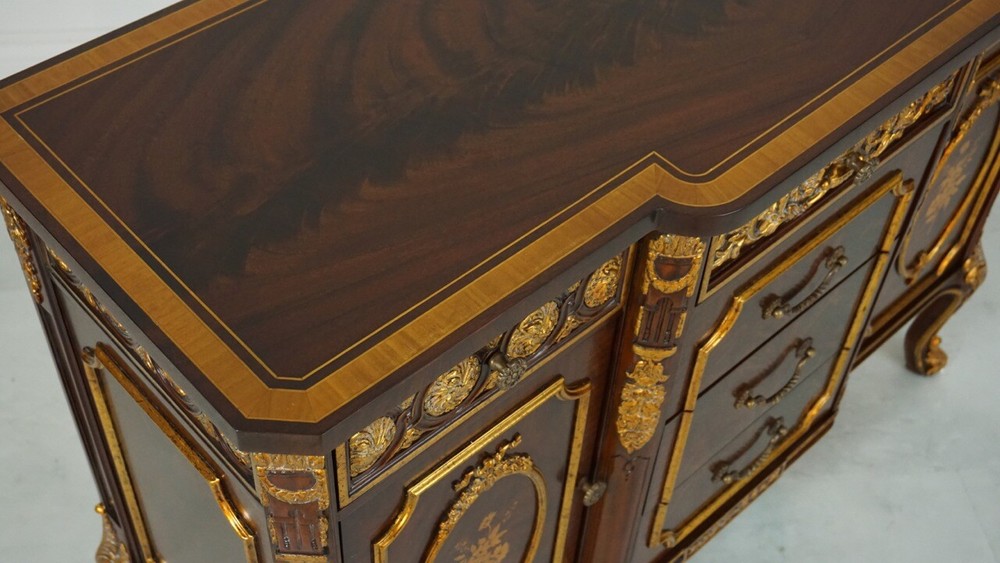 Stunning Server Sideboard Console Hand Carved Mahogany Gold Leaf and Inlay