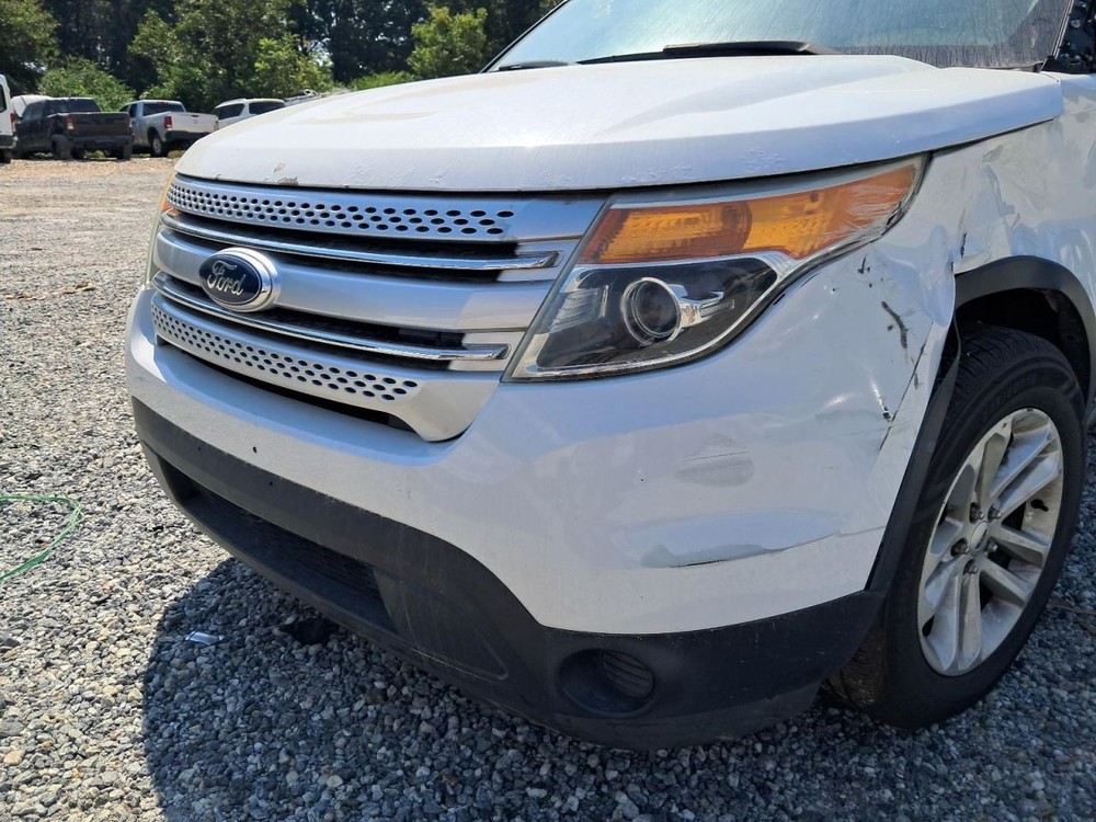 Console Front Floor XLT Without Select Shift Fits 11-15 EXPLORER 4799449