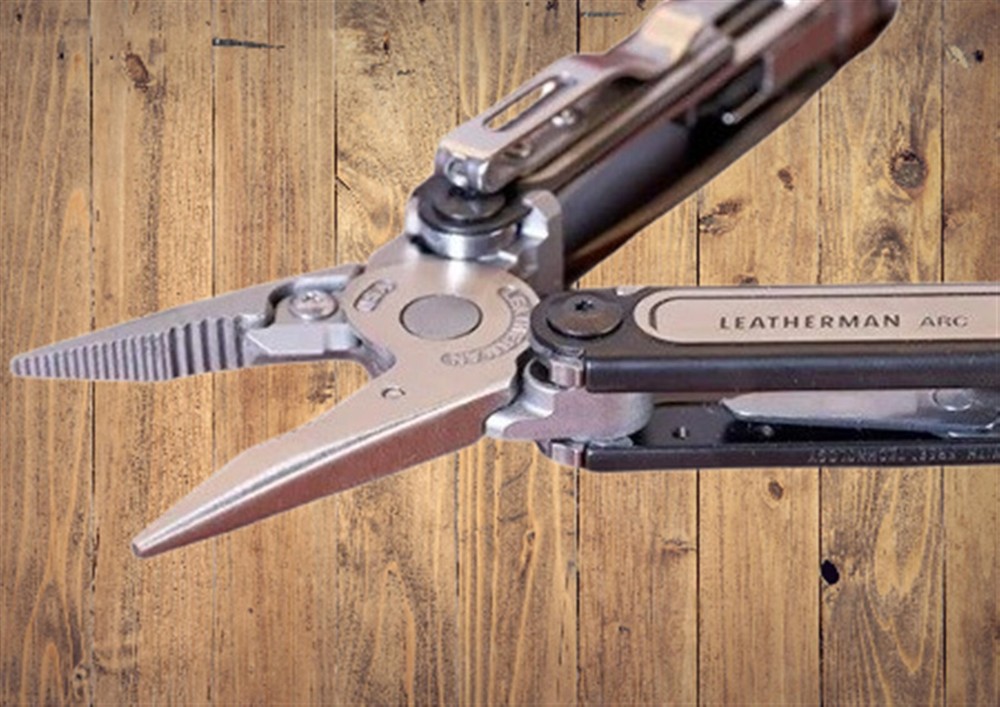 Leatherman Arc Black And Silver - 833076 - Multi-Tool With 20 Functions