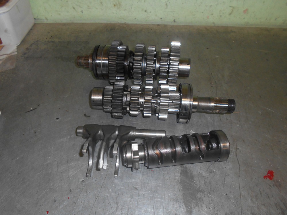 suzuki  600 bandit mk1   gearbox